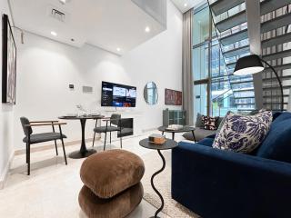 Trophy - Elevated Living in Luxurious Business Bay Loft - 5