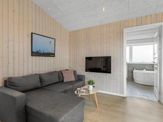 Holiday Home Emeli - 400m from the sea by Interhome - Bjerregård - 2