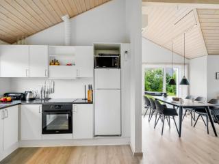 Holiday Home Lissi - 3-5km from the sea by Interhome - Brovst - 3