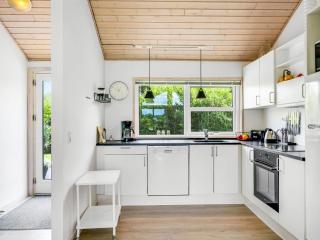 Holiday Home Lissi - 3-5km from the sea by Interhome - Brovst - 4