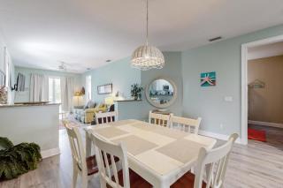 Tropical Daze - Bradenton Beach - 5