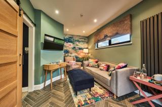 Art House - Derry Londonderry - 7