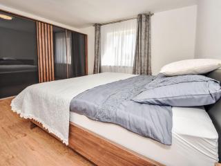 Holiday Home Matošić by Interhome - Polača - 1