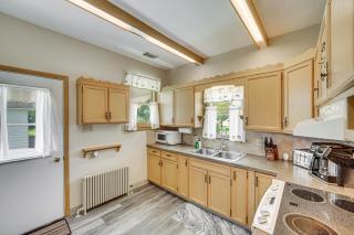 5 Mi to Hersheypark Family Home with Game Room - Annville - 3