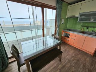 Billions Motel - Gangneung - 2