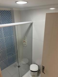 Lindo apto 3 qtos, a 350 mtrs praia da enseada com serviço de praia e portaria 24 hrs próx casa grande hotel, hipermercados, farmácias bancos - Guarujá - 4