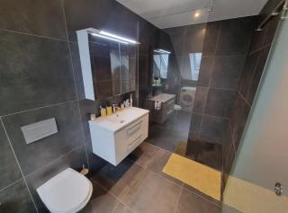 Maison neuve indépendante louée spécialement pour les vacances - 1