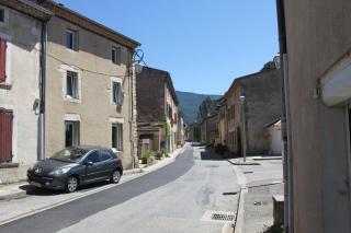 Comfortable Village Apartment in Barbieres with access to large garden with beautiful views - Barbières - 7