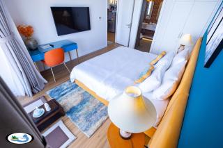 Oscar Seaview Apartment - 1