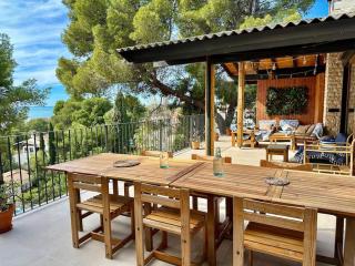 Sea view house with large terrace - 1