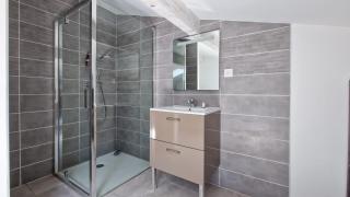 APPARTEMENT PLEIN CENTRE - Bernis - 3