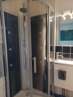 Studio 4 pers 100m plage et commerces - 9