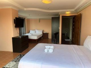 Affordable Serviced Apartment Nana - Omni Tower Sukhumvit location - 2
