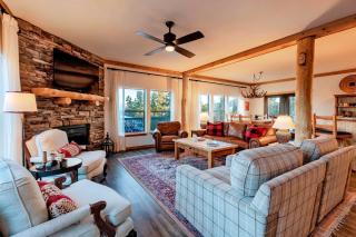 Mtn-View Retreat with Hot Tub in Granby! - Granby - 8