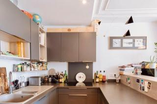 Delight in Montmartre - a true Parisian apartment - 5