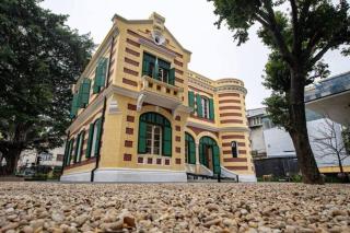 Vintage House in Central of Old Quarter 2 Bedrooms with Healing Vibe - 2