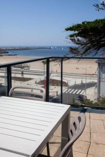 appartement vue mer avec piscine et parking - 9