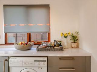 1 Bed in Whitegate 91266 - Whitegate - 1