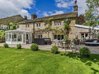 4 Bed in Skipton 95023 - Foulridge - 0