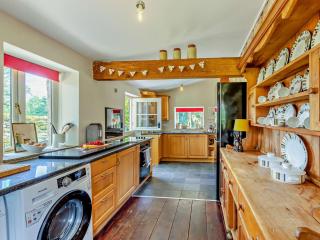 4 Bed in Skipton 95023 - Foulridge - 1