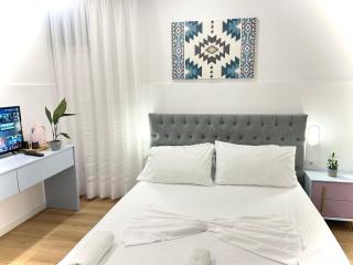 Tirana Square Hotel - Tirana - 0