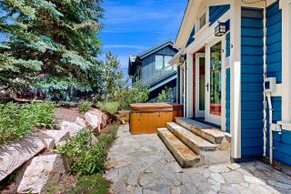 Quittin' Time on the Woodside - 4