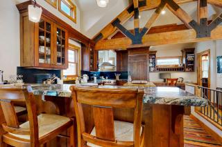 Quittin' Time on the Woodside - Park City - 1
