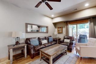 Walk-Friendly Truckee House - Truckee - 4