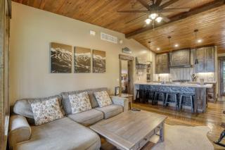 Apres Powder Haus - Lead - 1