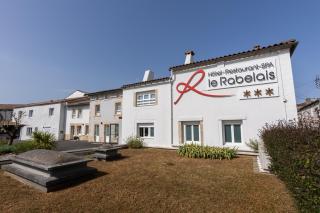Logis LE RABELAIS Hôtel- Restaurant - SPA - Fontenay-le-Comte - 9