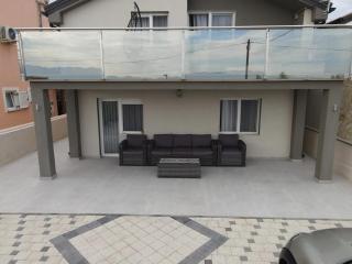 KB Apartments - Nin - 9