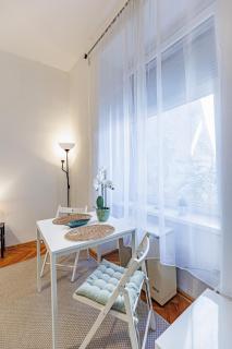 Beat of the City - cozy downtown studio - Budapest - 6