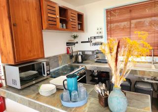 Duplex en bord de mer Fare Tahitea Pension - 5