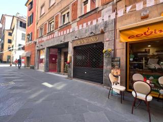 POSADA DI VIA MAZZINI Appartamento a soli 150 m dalla più grande spiaggia libera di Rapallo - circondato da ristoranti supermercati e locali- Wi-Fi , aria condizionata e ascensore, offre un soggiorno ideale per una coppia o una famiglia - Rapallo - 0