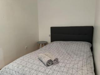 Awesome 2BR 5 min to Arc de Triomphe - Parijs - 4