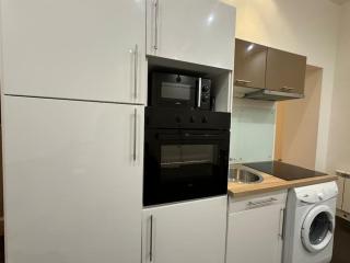 Awesome 2BR 5 min to Arc de Triomphe - 1