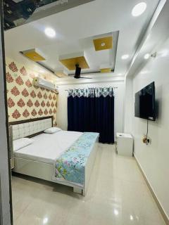 Kartik - Varanasi - 1