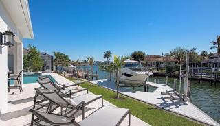 Daisy Isle - 5