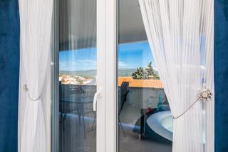Apartment Tina with seaview - Krk - 4