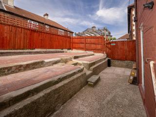 3BR Haven Retreat in Wallasey with FREE Street Parking - Wallasey - 7