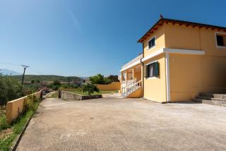 Holiday Home Etleva - - 6