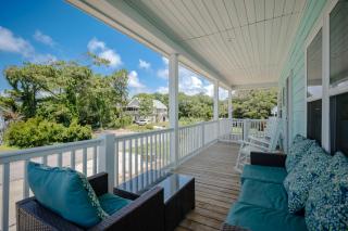 The Teal Turtle - Oak Island - 7