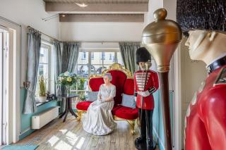The Little Britain Inn Themed Hotel One of a Kind In Europe - Vettelschoß - 5