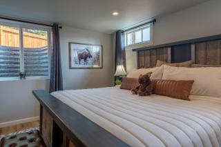Big 5 Bungalow - Livingston - 3