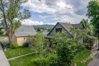 Garden House - Livingston - 2