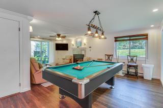Walk to Towamensing Trails Beach Home with Hot Tub! - Albrightsville - 9