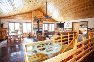 Rancho Deluxe Lodge - 3