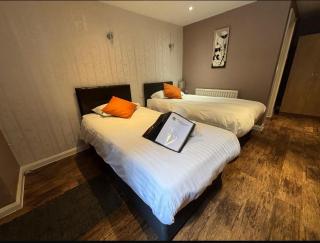 Stay and Relax at The Yew Tree - Manuden - 2