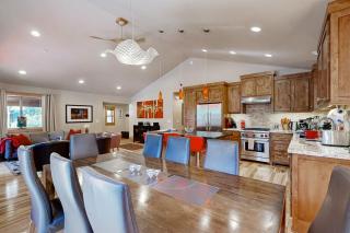 Oslo Oasis - Truckee - 2