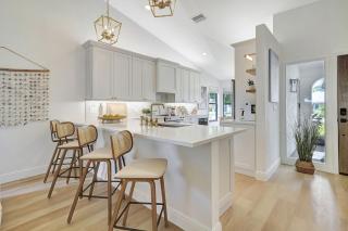 Luxury Privacy and Close to Beach - 6